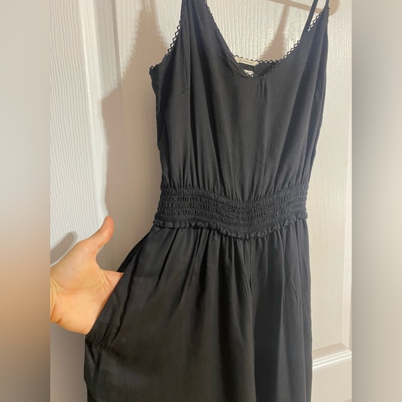 Aritzia Wilfred Irene Wide Leg Flowy Lace Trim V-Neck Black Modal Romper Size XS - Picture 8 of 16